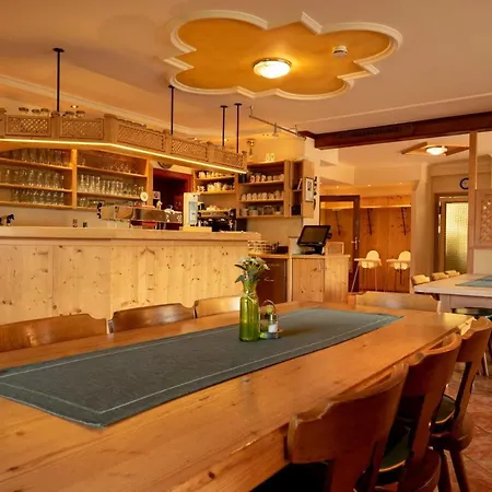 S'wirtshaus By Alpine Genusswelten